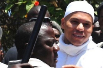Sénégal : Insolite : Le baptême dÂ’un homonyme de Karim Wade vire à  un meeting de soutien